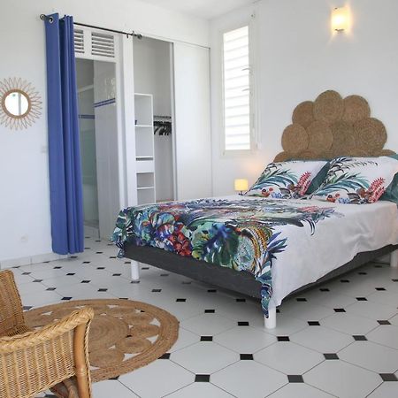 Villa Theo , Chambre D'Hotes , Petit Dejeuner, Table D'Hotes Sainte-Anne  Zewnętrze zdjęcie